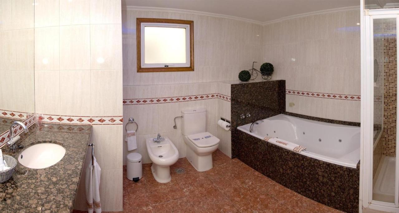 Motel Caribe Виго Экстерьер фото